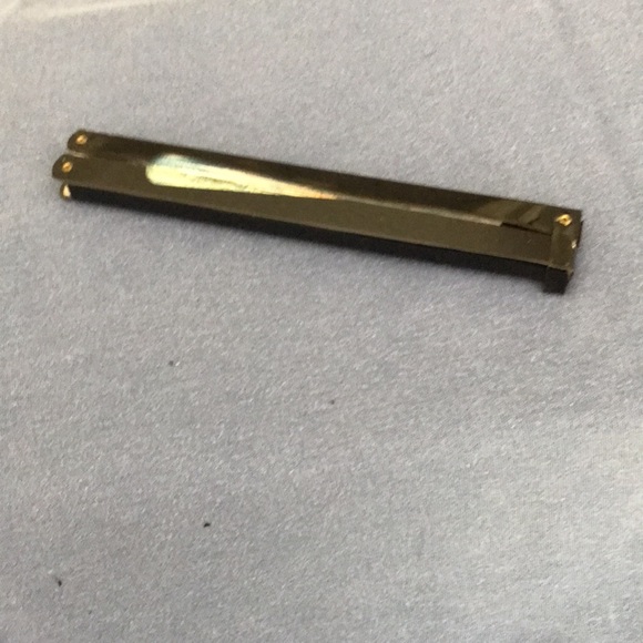 Beautiful Fan! - Picture 4 of 5